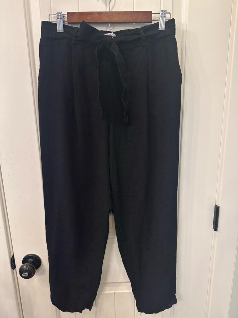 Pull & Bear | Chic Black High-Waist Tie-Front Tapered Trousers